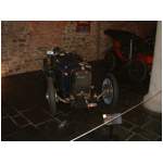 _images/20050918_075_BE_Stavelot_Abtei_Austellung_Rennwagen_Amilcar.jpg